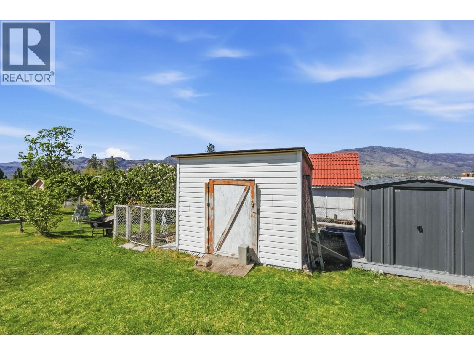 3832 33rd Street, Osoyoos, British Columbia  V0H 1V6 - Photo 10 - 10383824