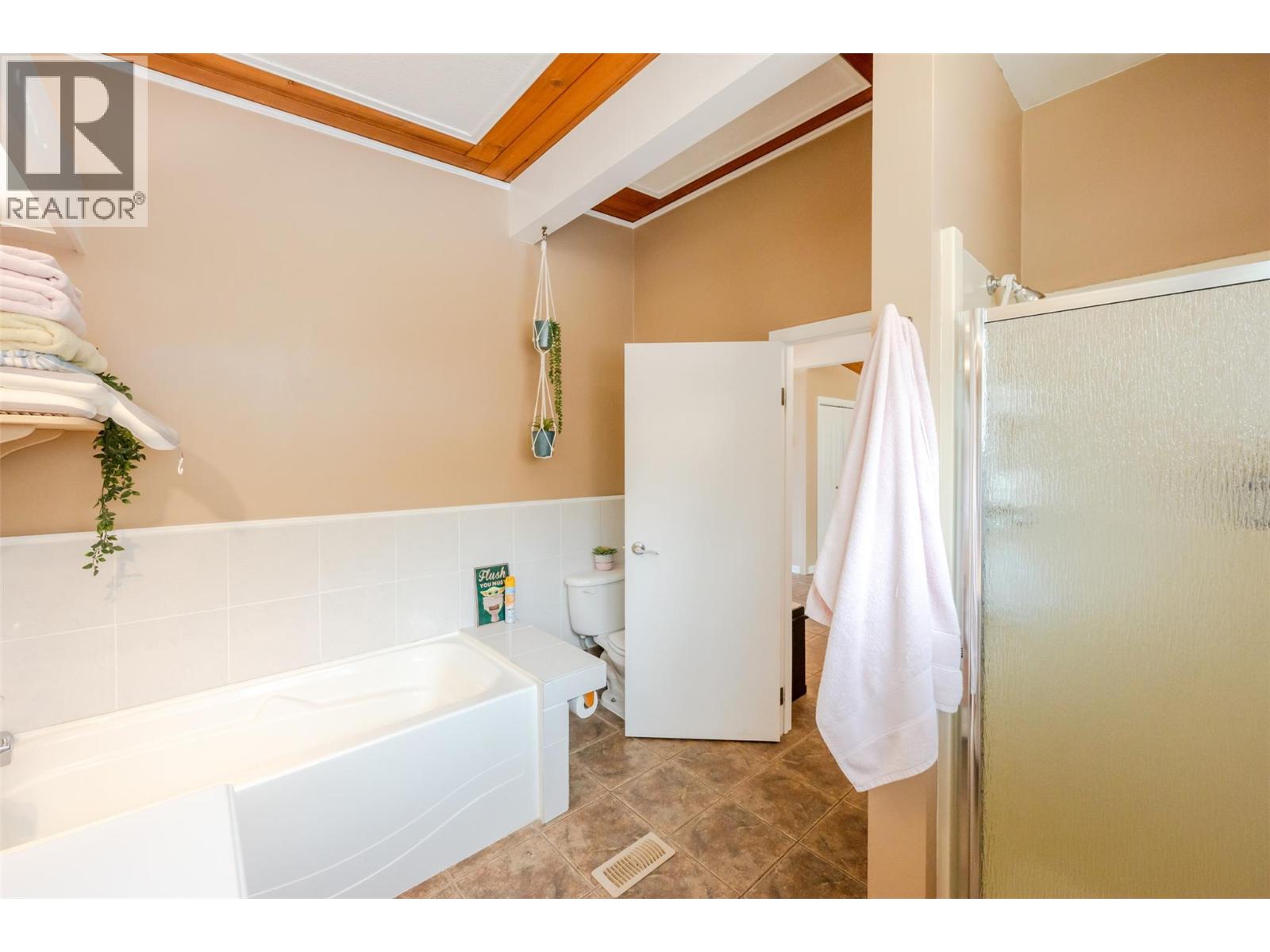 311 Sunglo Drive, Penticton, British Columbia  V2A 8X6 - Photo 31 - 10385182