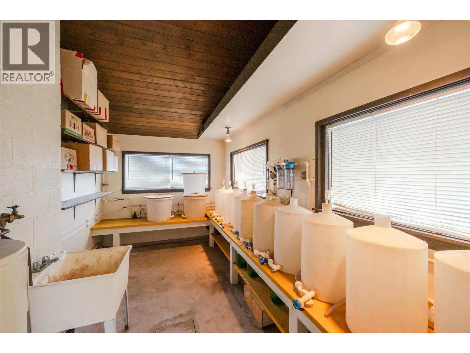 311 Sunglo Drive, Penticton, British Columbia  V2A 8X6 - Photo 71 - 10385182