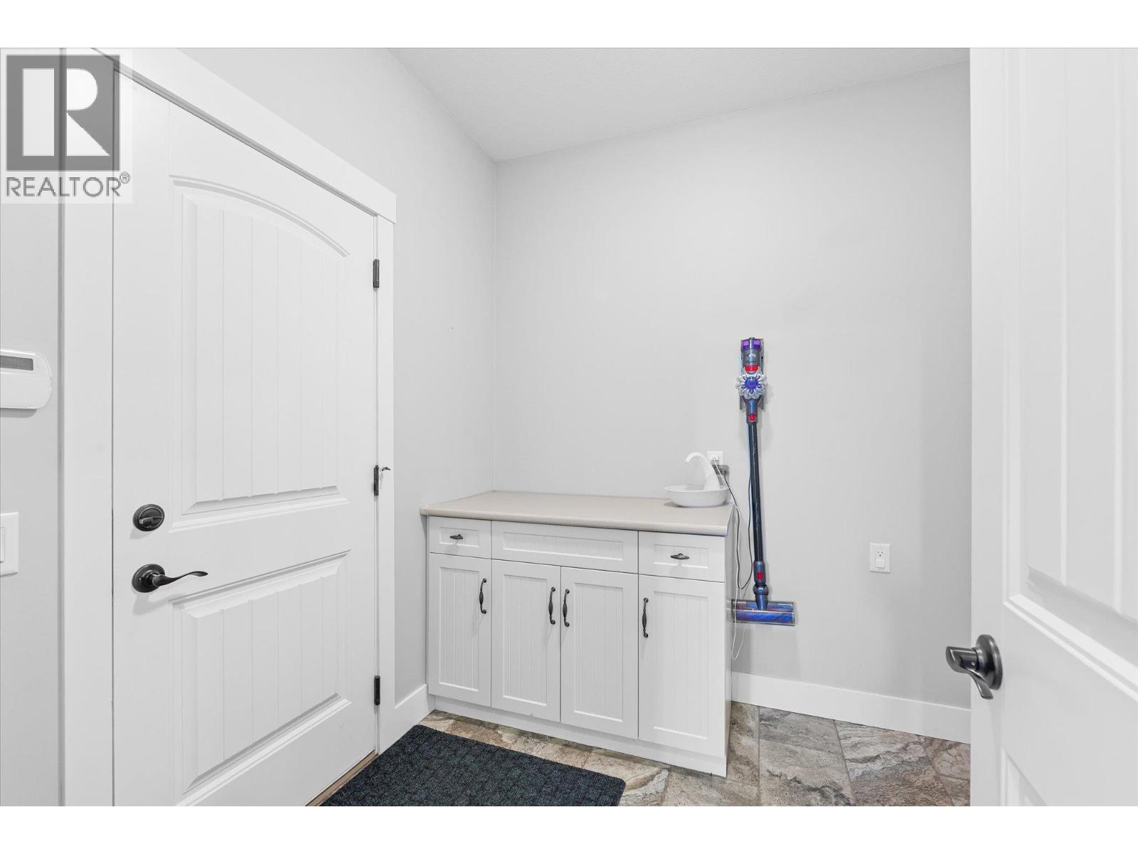 123 Lost Creek Court, Kelowna, British Columbia  V1V 3B6 - Photo 25 - 10384679