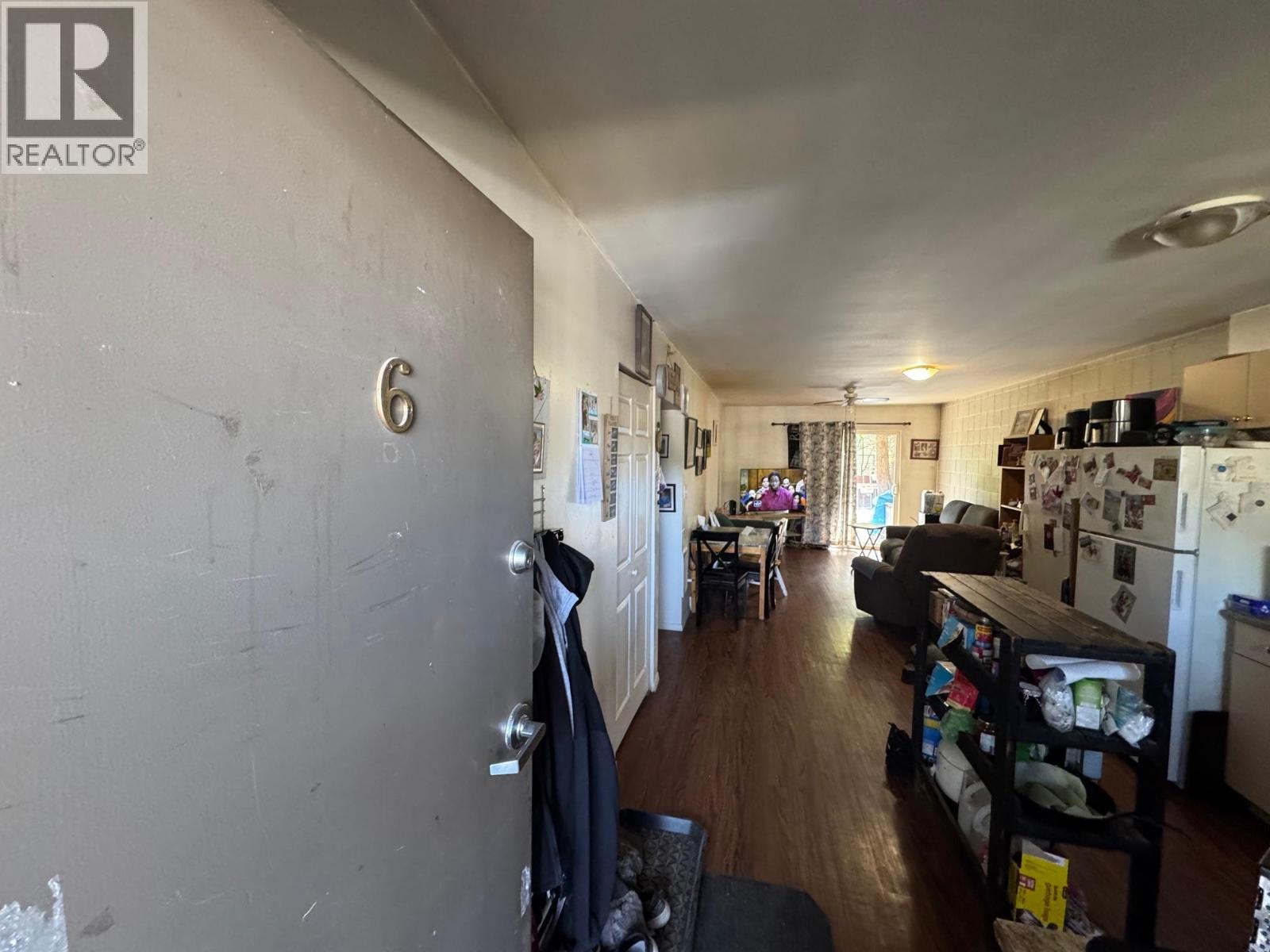 2290 Blair Street, Merritt, British Columbia  V1K 1B8 - Photo 3 - 10385229