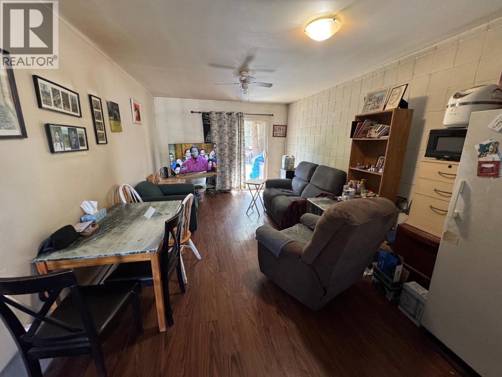 2290 Blair Street, Merritt, British Columbia  V1K 1B8 - Photo 5 - 10385229