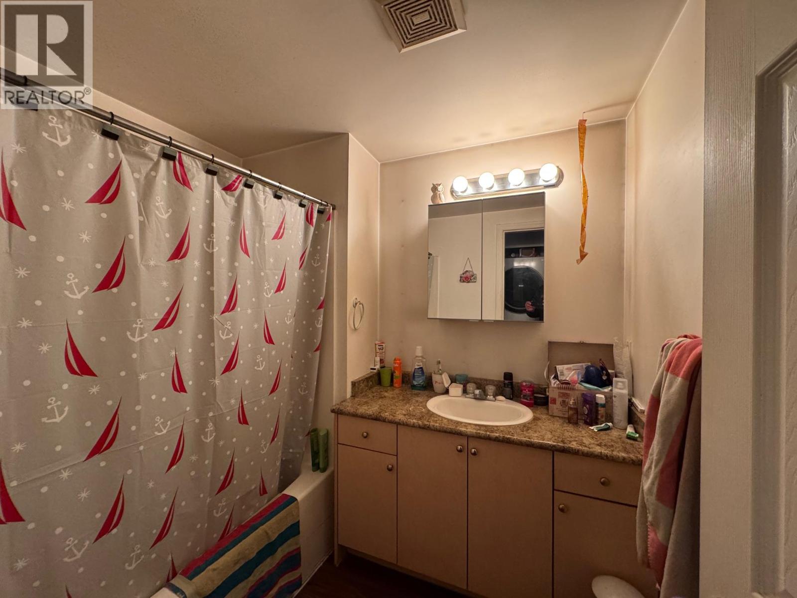2290 Blair Street, Merritt, British Columbia  V1K 1B8 - Photo 7 - 10385229