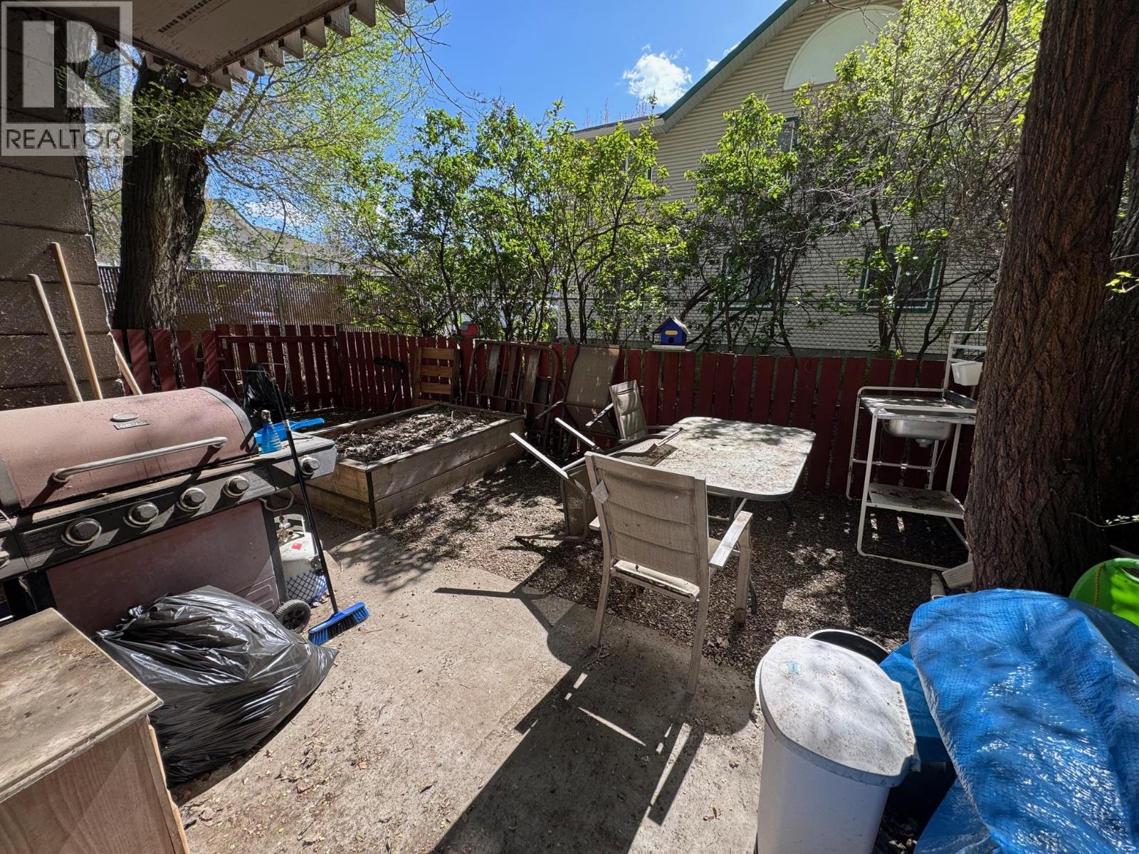 2290 Blair Street, Merritt, British Columbia  V1K 1B8 - Photo 9 - 10385229