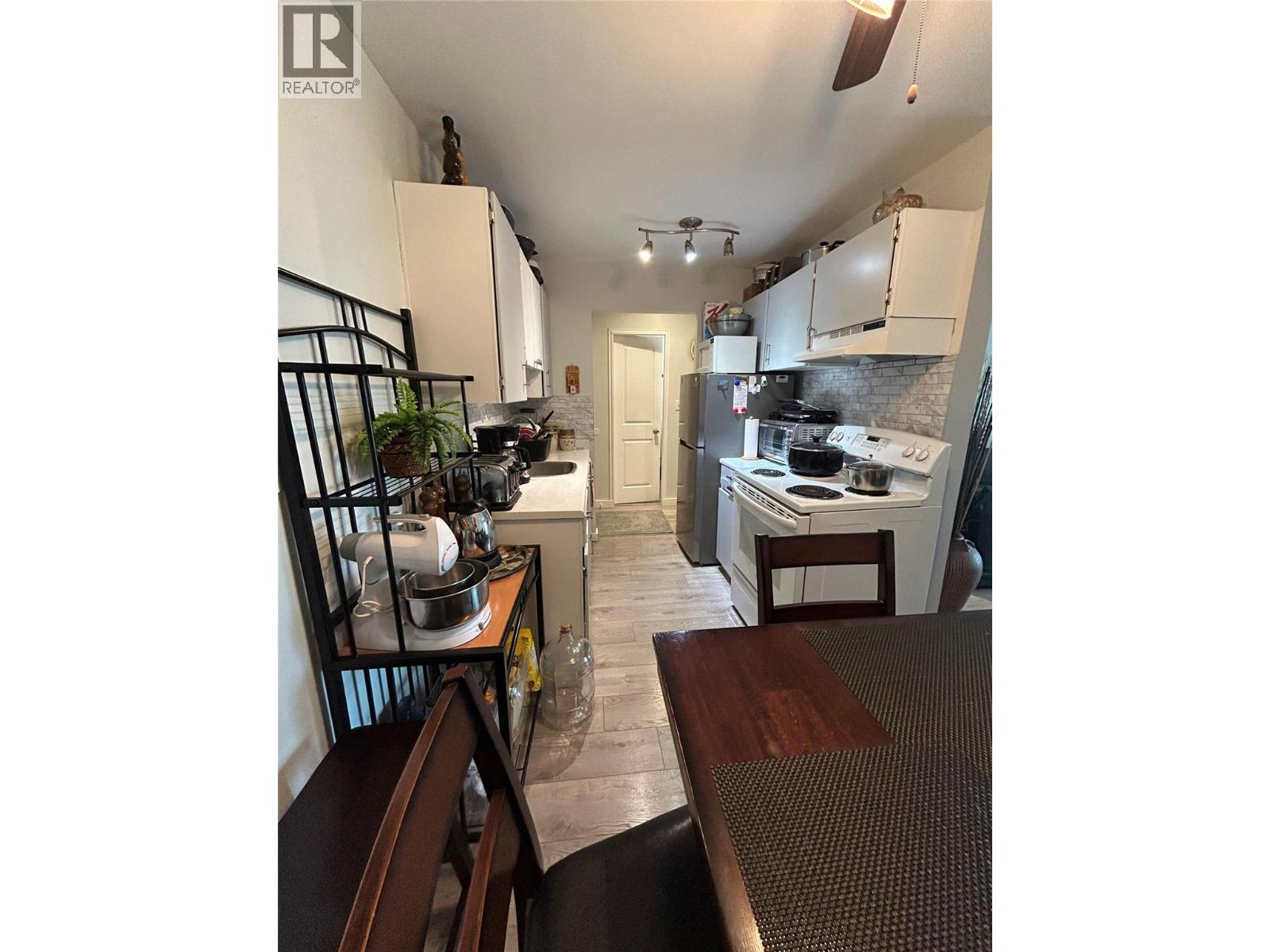 922 Dynes Avenue Unit# 208, Penticton, British Columbia  V2A 1E8 - Photo 18 - 10384871
