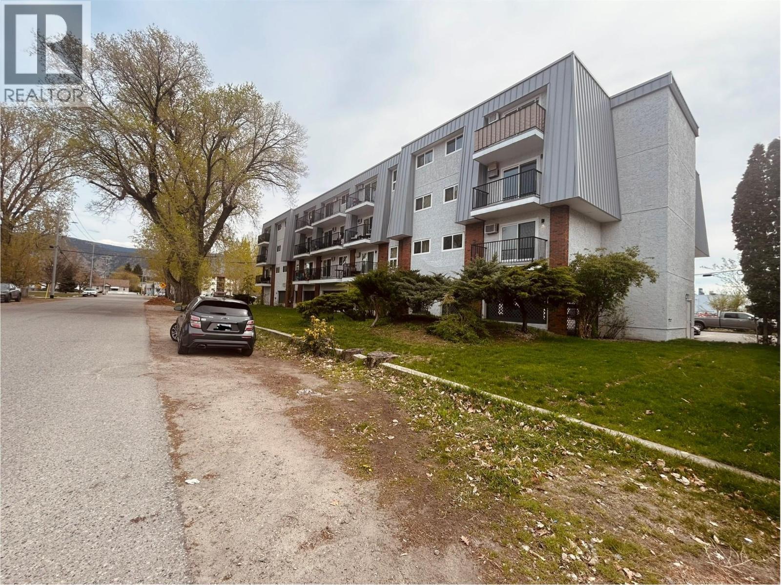 922 Dynes Avenue Unit# 208, Penticton, British Columbia  V2A 1E8 - Photo 3 - 10384871