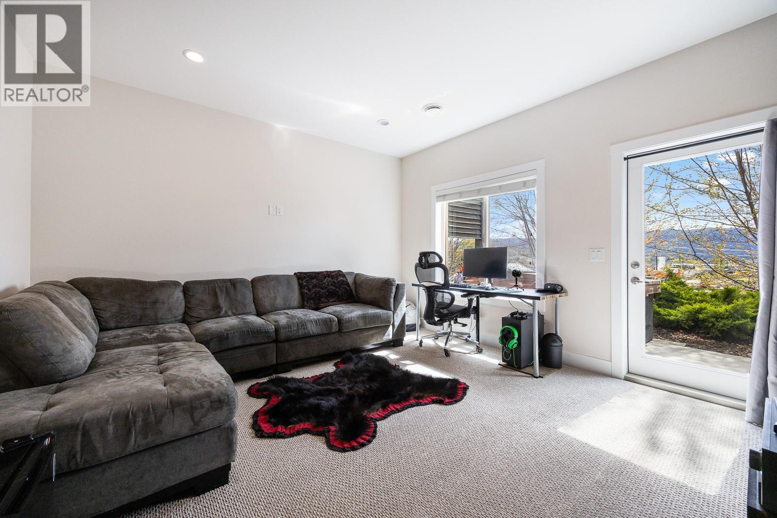 3007 Shetland Road, Kelowna, British Columbia  V1V 3A7 - Photo 25 - 10384895