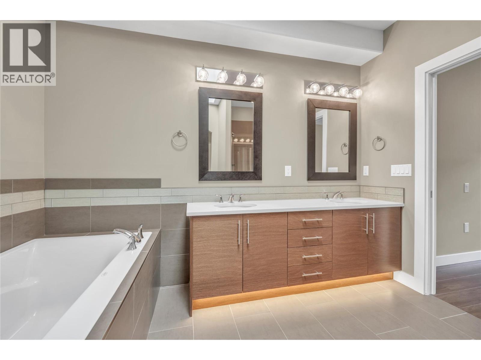 170 Stocks Crescent Unit# 169, Penticton, British Columbia  V2A 9C6 - Photo 28 - 10385227