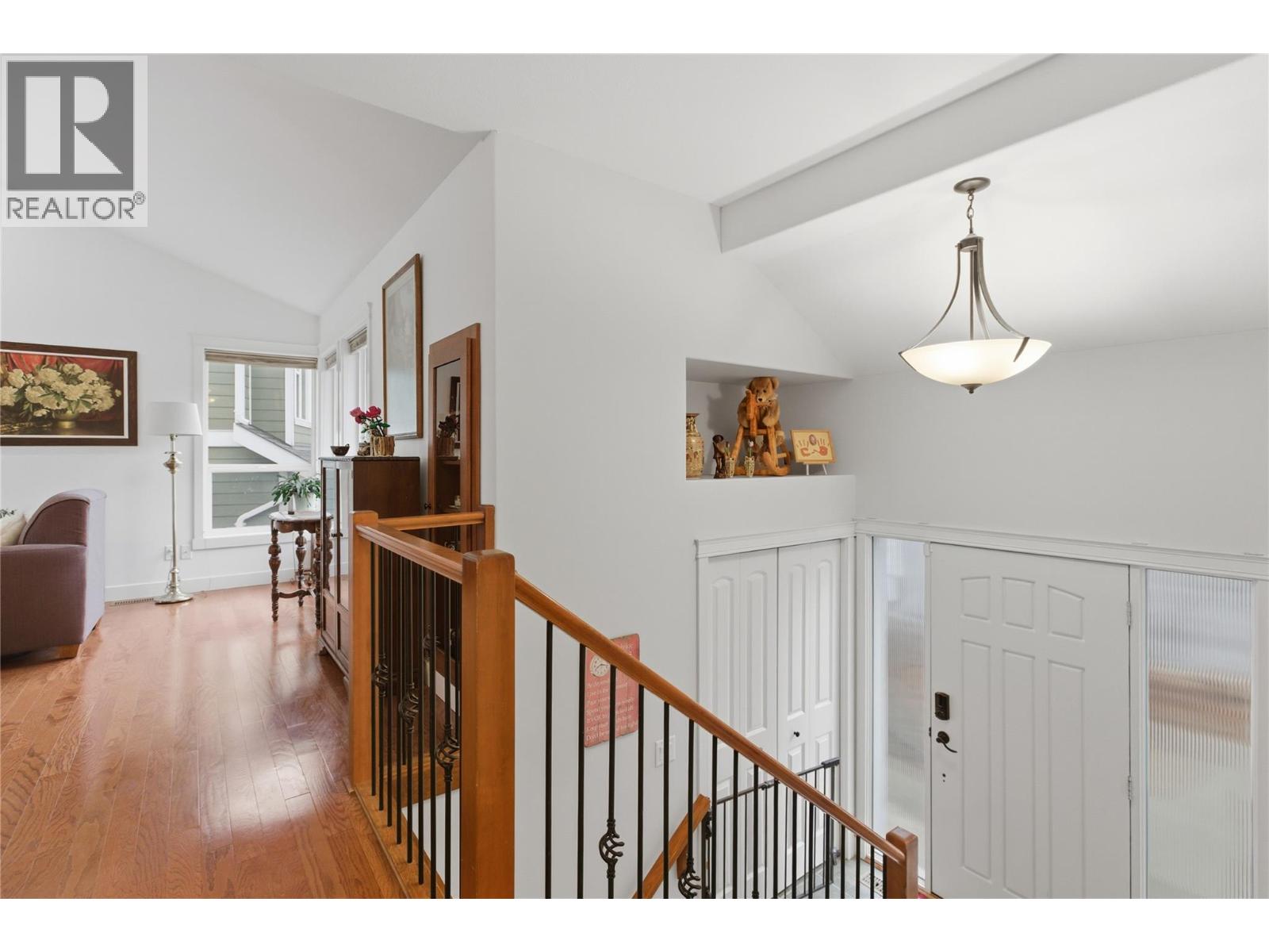 2150 Cantle Place, Kamloops, British Columbia  V2B 0A7 - Photo 6 - 10385169
