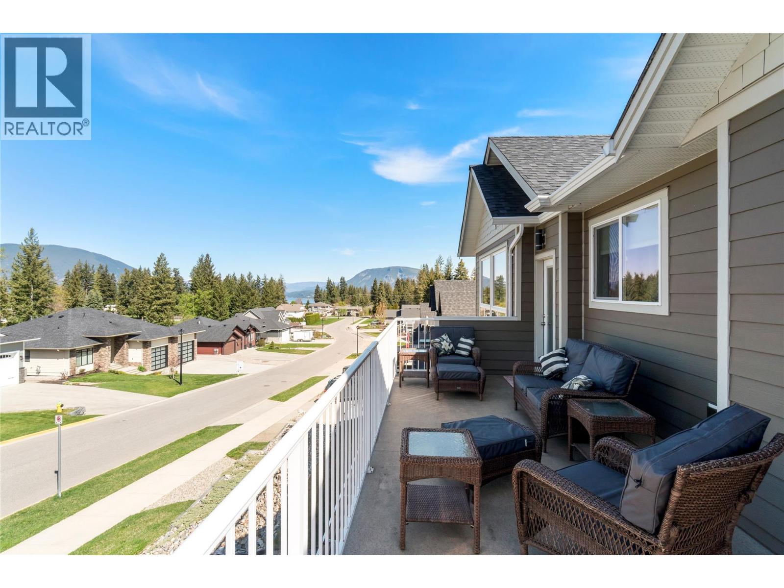 1260 23 Street Se, Salmon Arm, British Columbia  V1E 0C7 - Photo 14 - 10384983