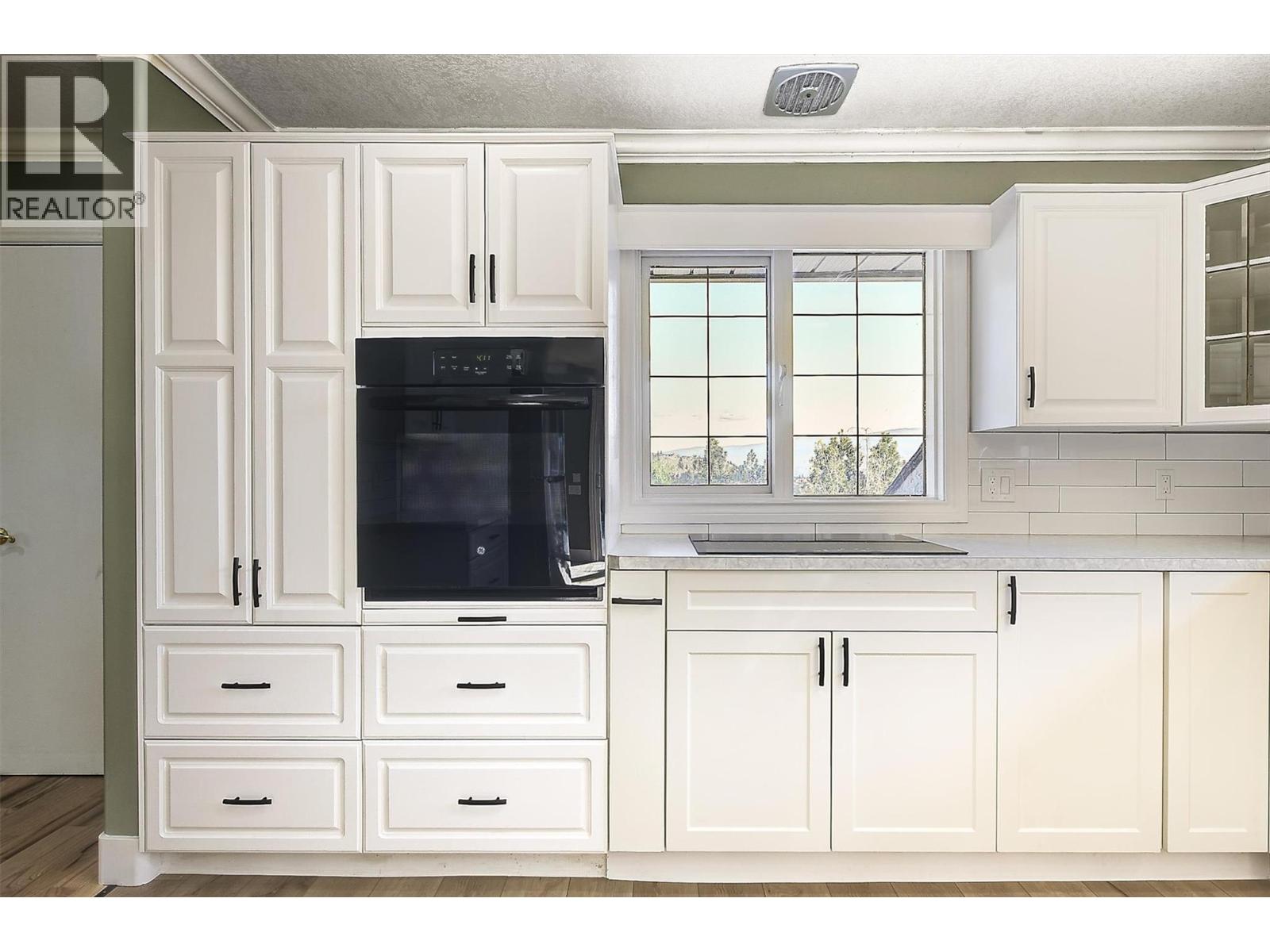 2194 Shamrock Drive, West Kelowna, British Columbia  V4T 1T9 - Photo 16 - 10385039
