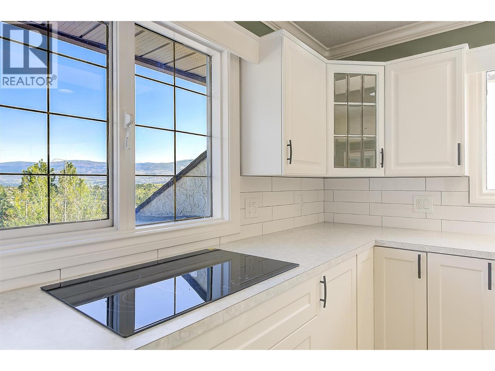 2194 Shamrock Drive, West Kelowna, British Columbia  V4T 1T9 - Photo 17 - 10385039