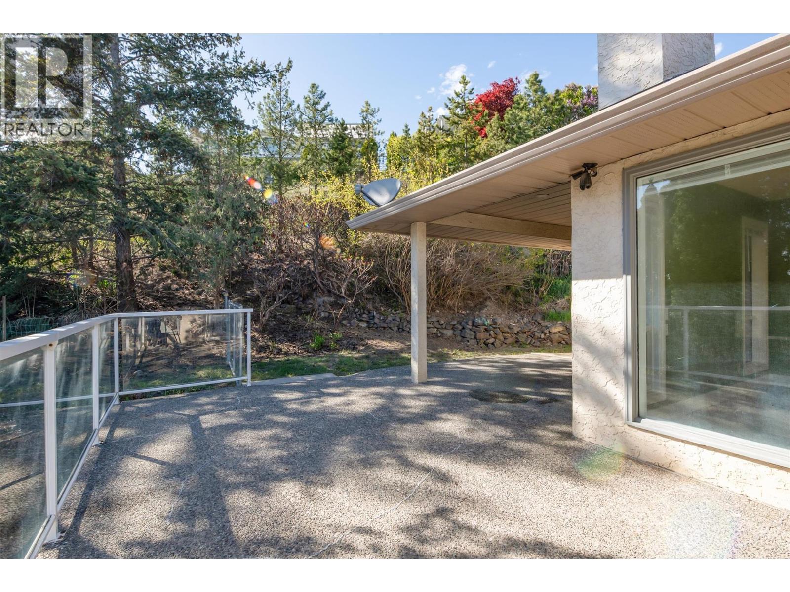 2194 Shamrock Drive, West Kelowna, British Columbia  V4T 1T9 - Photo 21 - 10385039