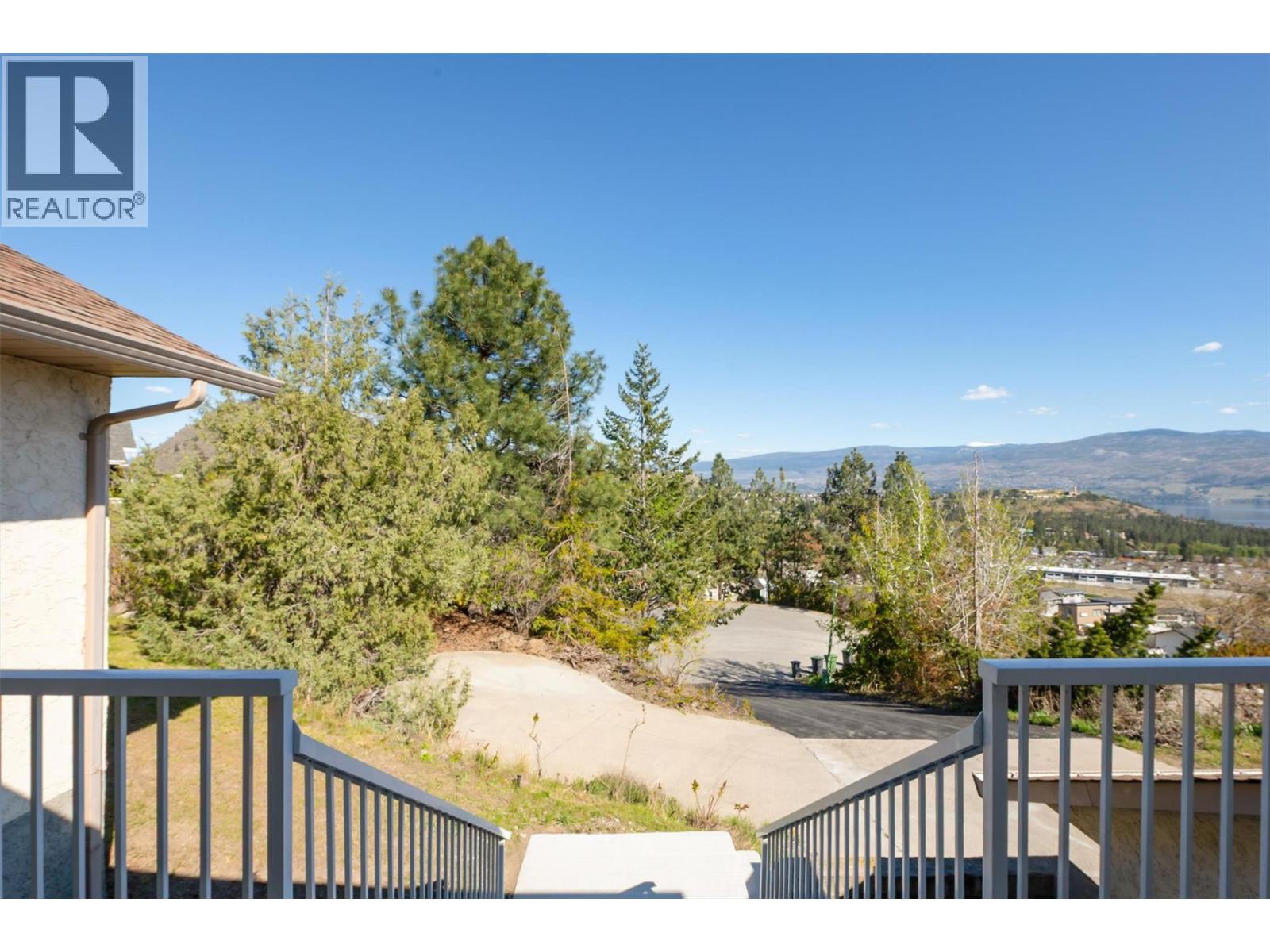 2194 Shamrock Drive, West Kelowna, British Columbia  V4T 1T9 - Photo 5 - 10385039