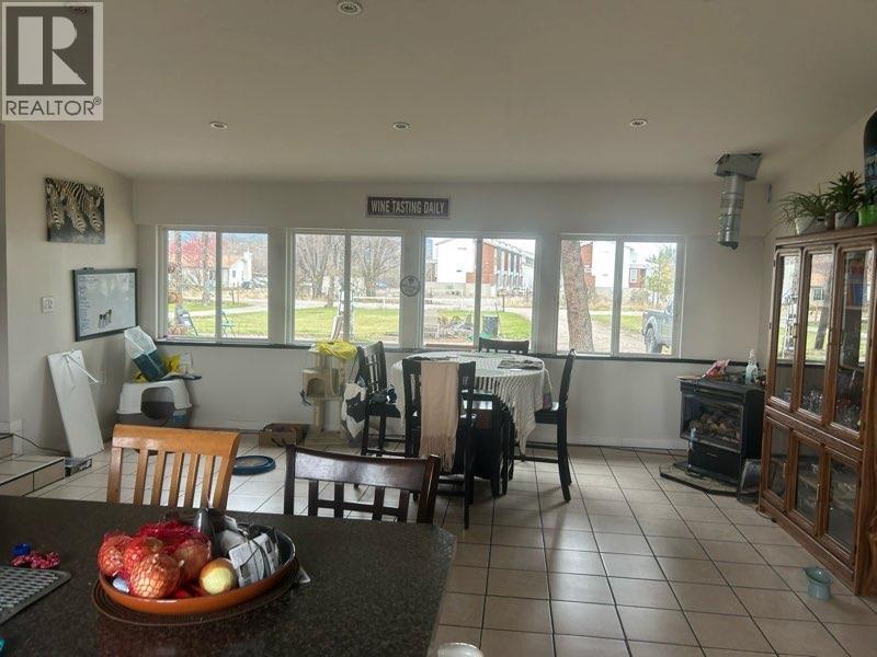 3687 Redecopp Road, Lake Country, British Columbia  V4V 1X5 - Photo 5 - 10385126
