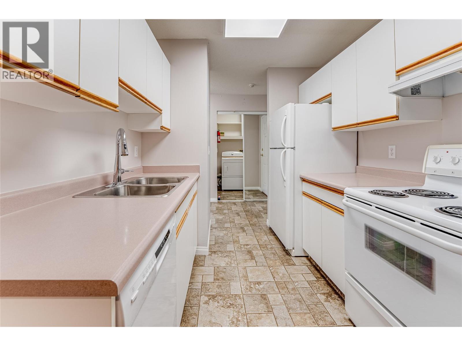 3609 30 Avenue Unit# 208, Vernon, British Columbia  V1T 2E6 - Photo 6 - 10385281
