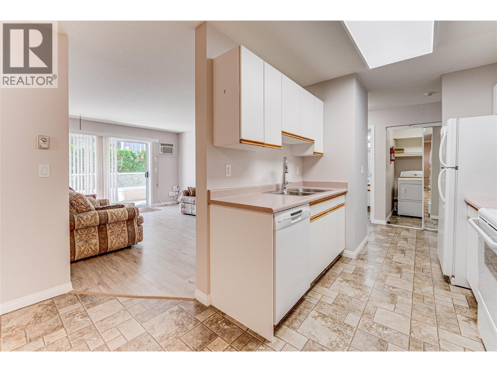 3609 30 Avenue Unit# 208, Vernon, British Columbia  V1T 2E6 - Photo 7 - 10385281