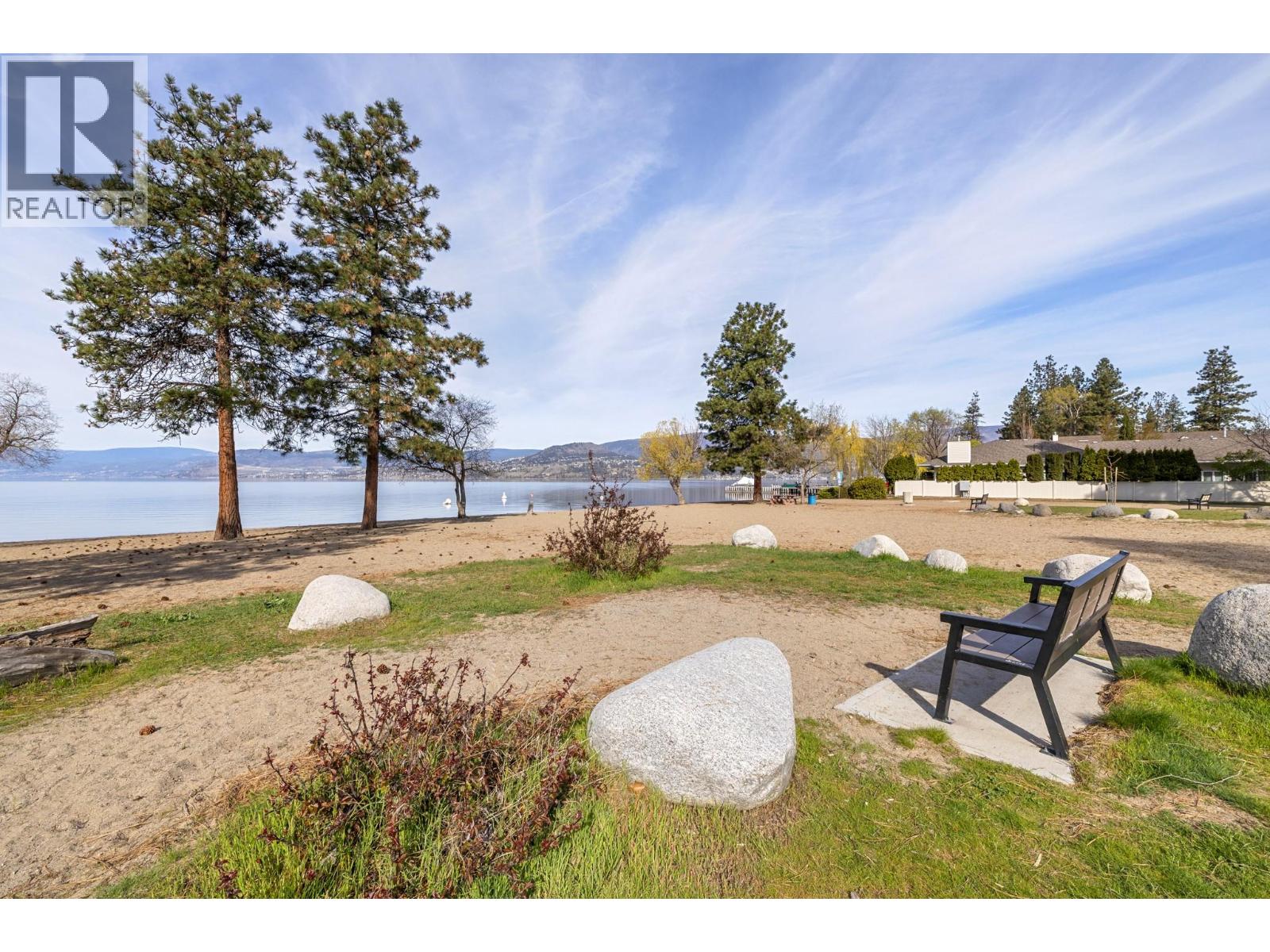 4049 Lakeshore Road Unit# 103, Kelowna, British Columbia  V1W 1V7 - Photo 2 - 10385226