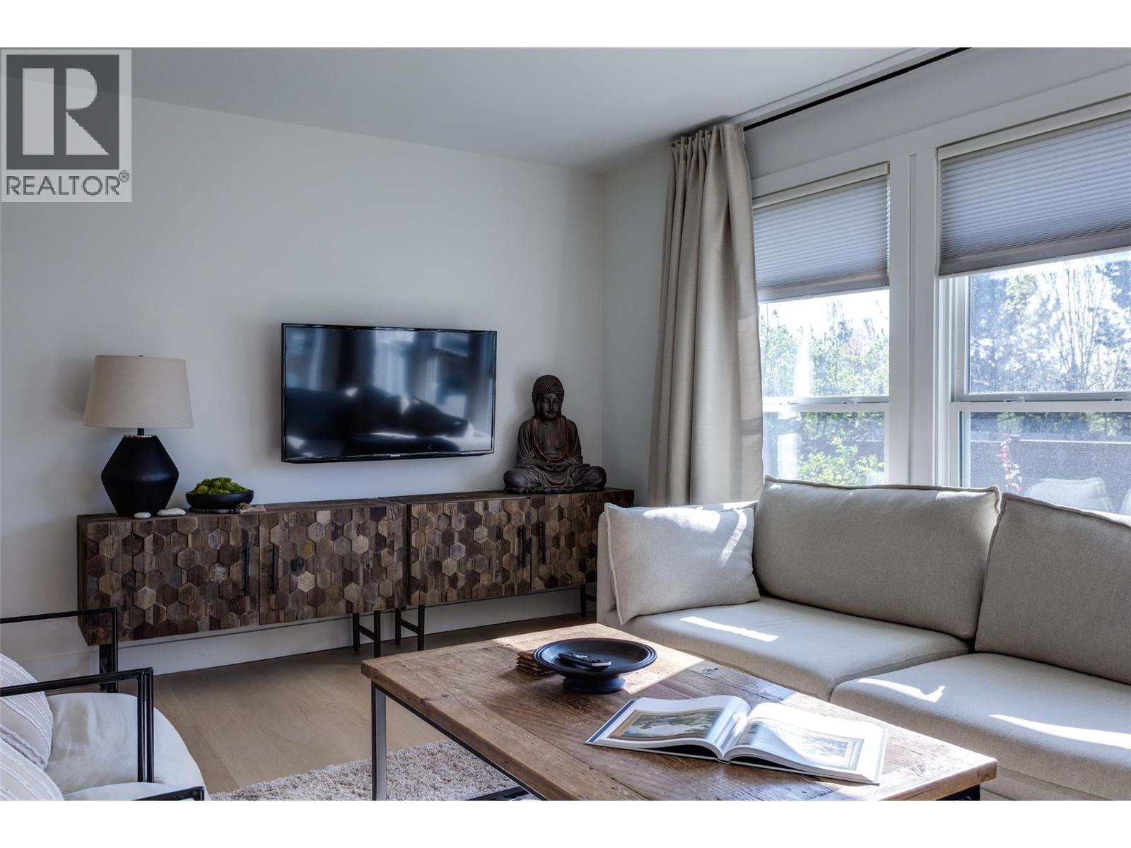 4445 Gordon Drive, Kelowna, British Columbia  V1W 1S9 - Photo 12 - 10385154