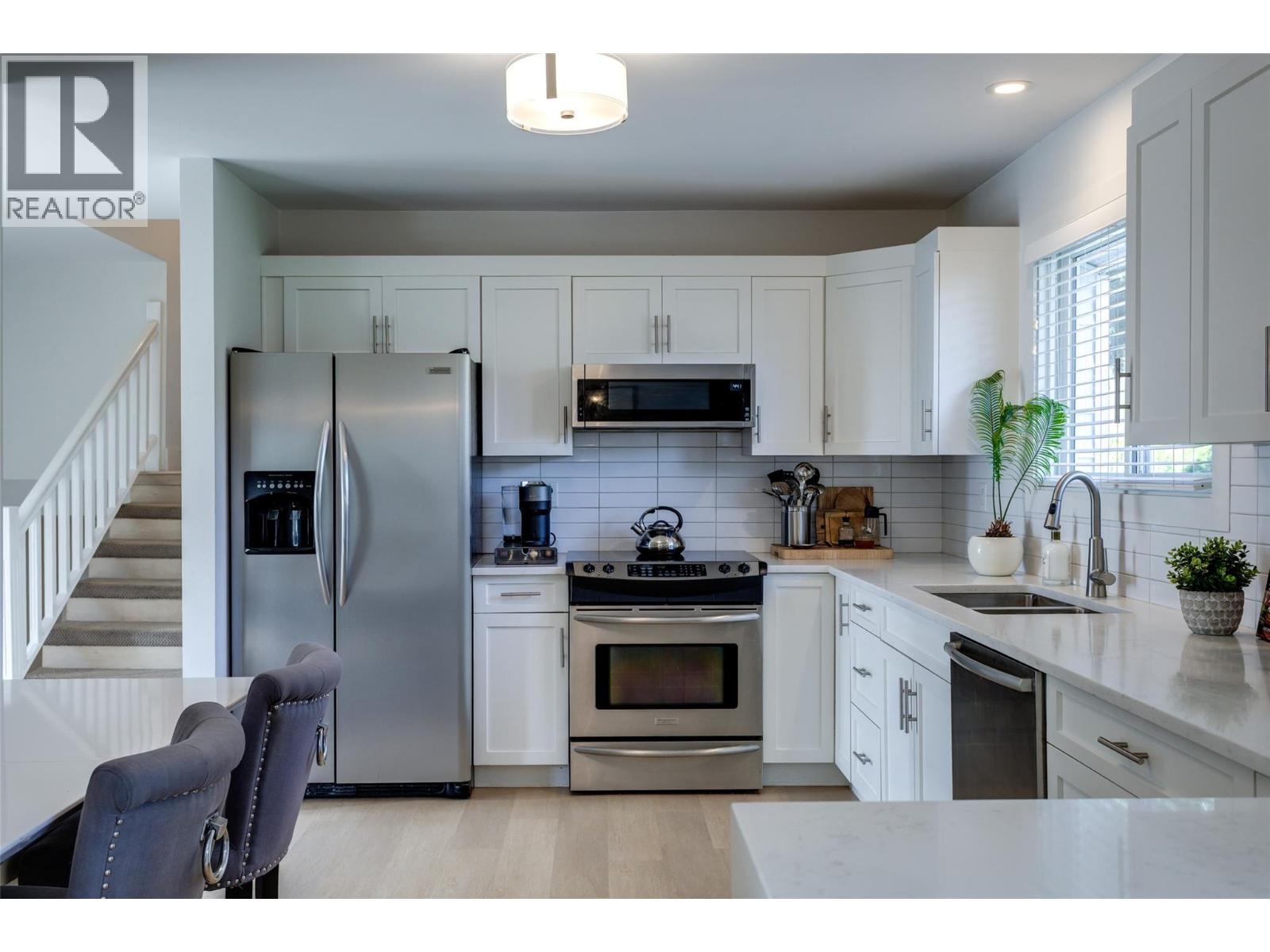 4445 Gordon Drive, Kelowna, British Columbia  V1W 1S9 - Photo 19 - 10385154