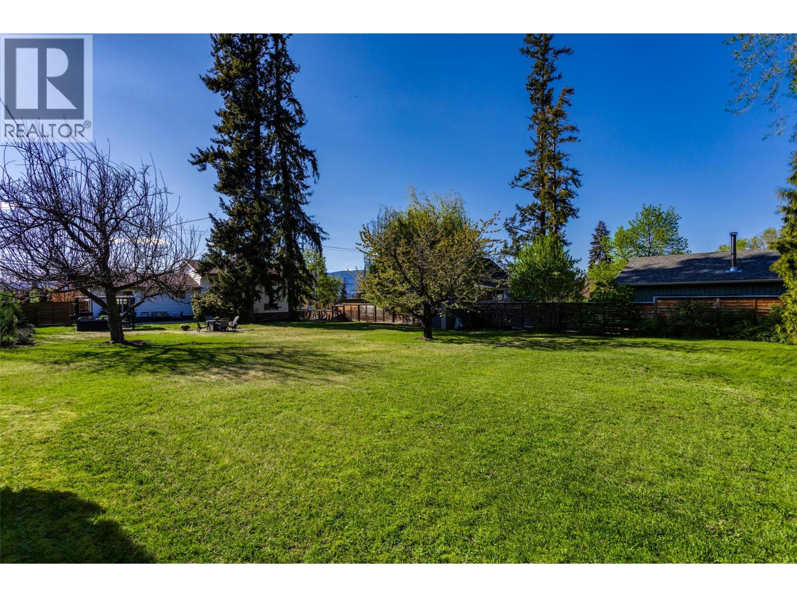 4445 Gordon Drive, Kelowna, British Columbia  V1W 1S9 - Photo 35 - 10385154
