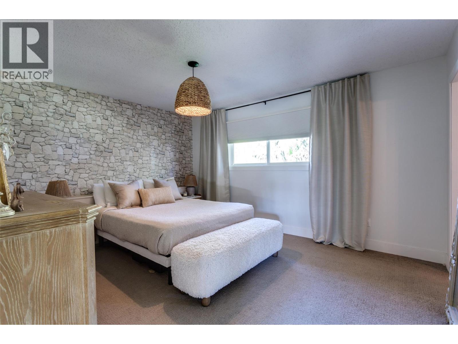 4445 Gordon Drive, Kelowna, British Columbia  V1W 1S9 - Photo 38 - 10385154