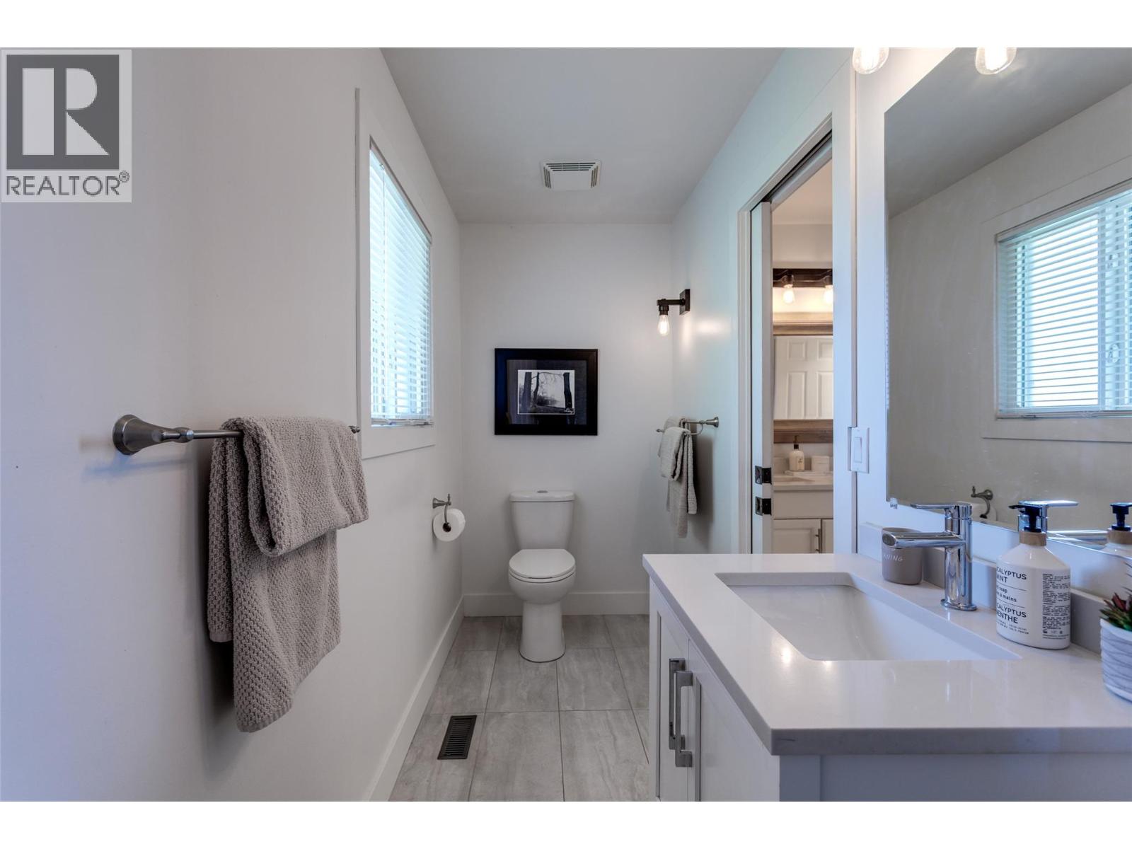4445 Gordon Drive, Kelowna, British Columbia  V1W 1S9 - Photo 47 - 10385154