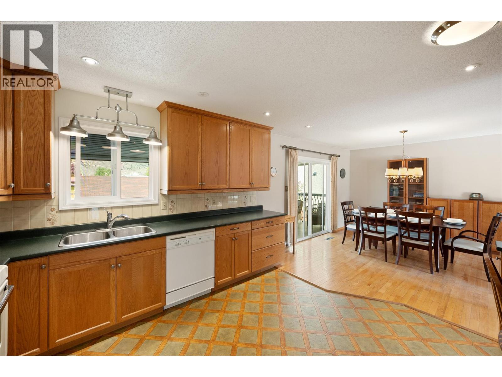 118 Murray Drive, Penticton, British Columbia  V2A 7E4 - Photo 15 - 10385277