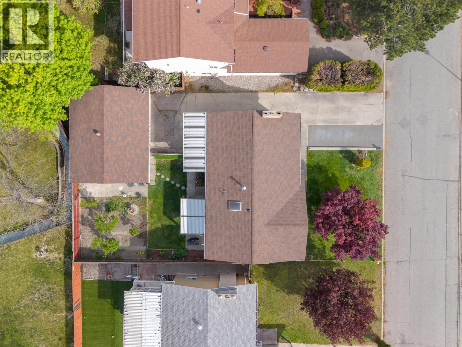 118 Murray Drive, Penticton, British Columbia  V2A 7E4 - Photo 4 - 10385277