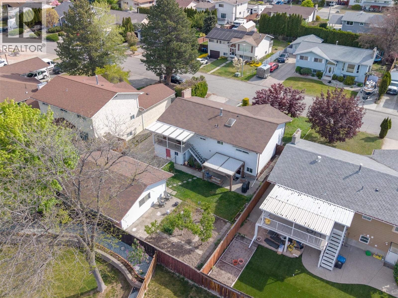 118 Murray Drive, Penticton, British Columbia  V2A 7E4 - Photo 5 - 10385277