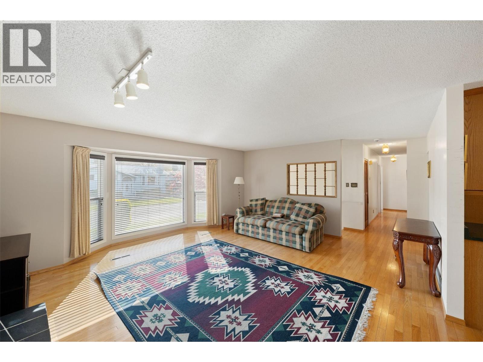 118 Murray Drive, Penticton, British Columbia  V2A 7E4 - Photo 8 - 10385277