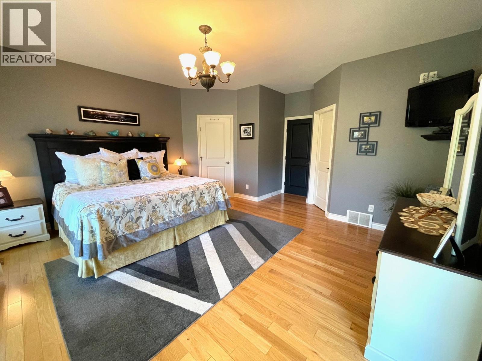 2210 Burgess Avenue, Merritt, British Columbia  V1K 1R3 - Photo 23 - 10385308