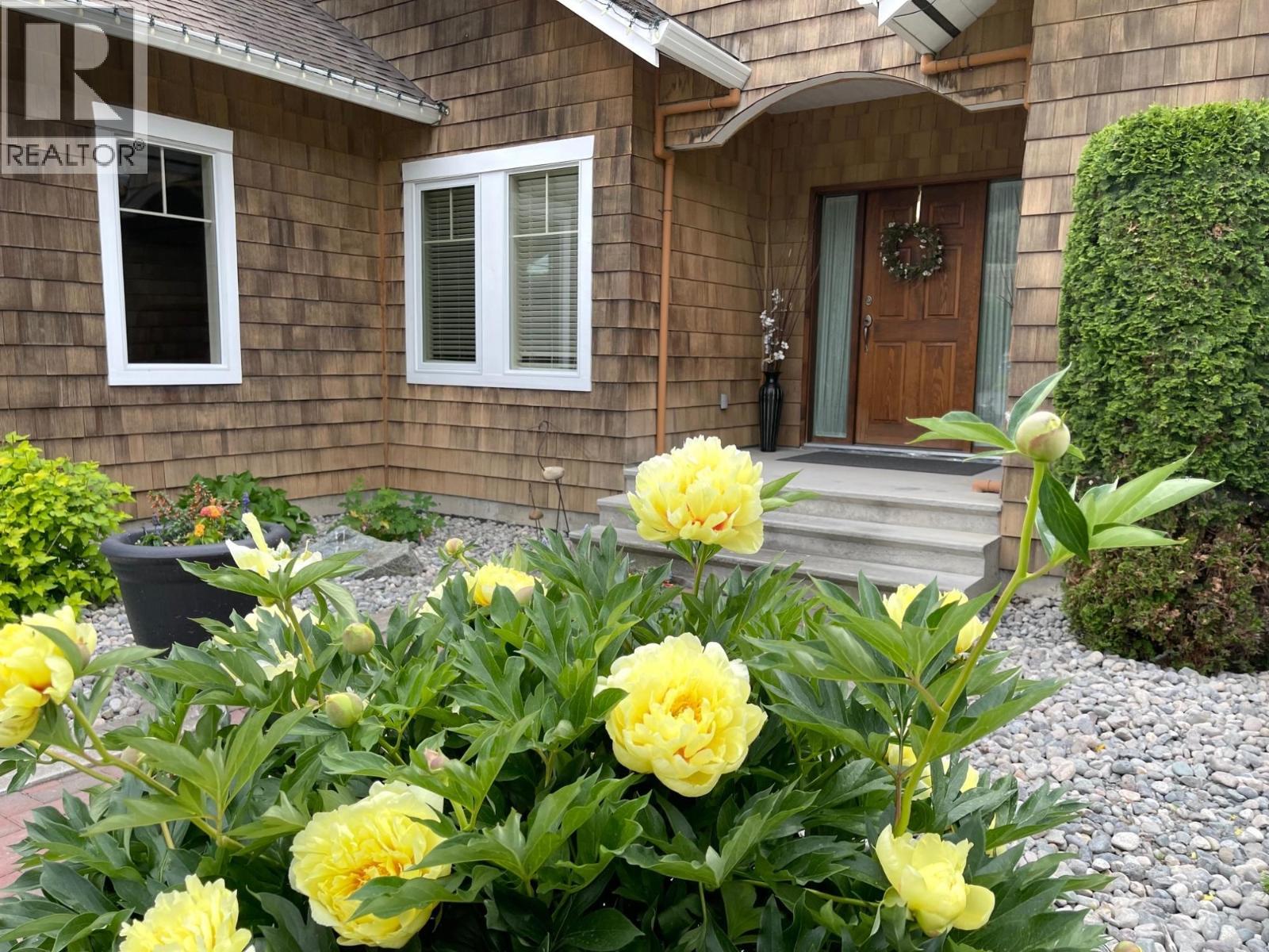 2210 Burgess Avenue, Merritt, British Columbia  V1K 1R3 - Photo 39 - 10385308