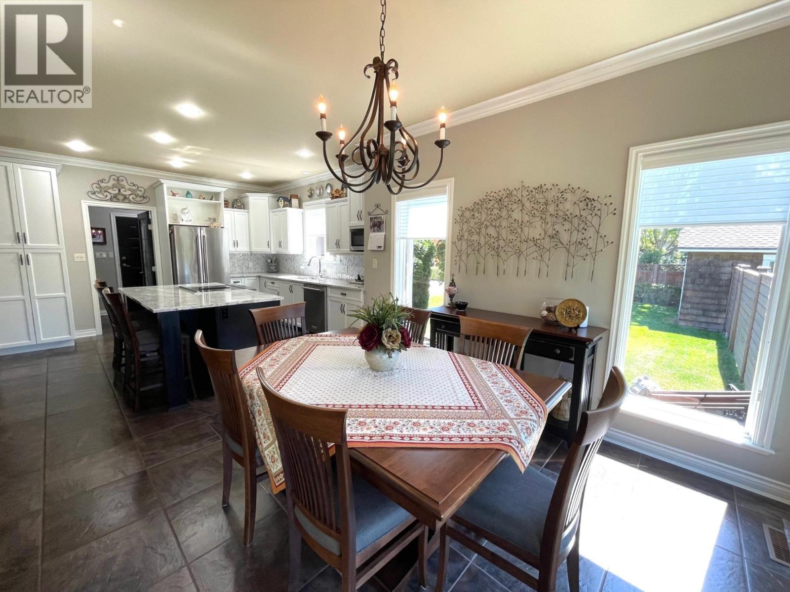 2210 Burgess Avenue, Merritt, British Columbia  V1K 1R3 - Photo 7 - 10385308