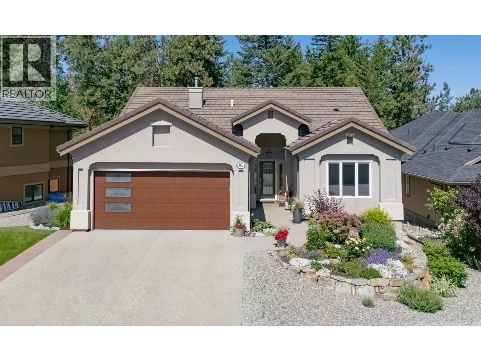 4432 Gallaghers Forest S, Kelowna, British Columbia  V1W 4X3 - Photo 2 - 10385293