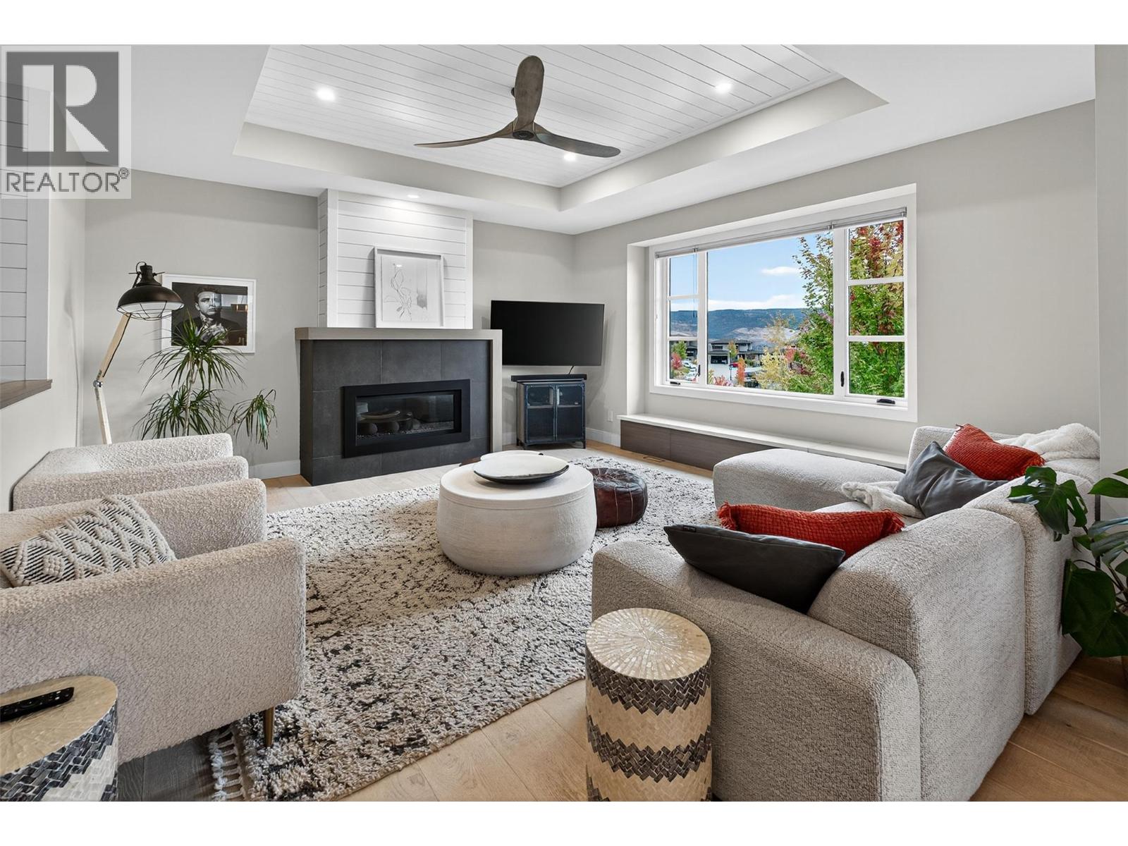 209 Summer Wood Drive, Kelowna, British Columbia  V1V 0C9 - Photo 1 - 10385225