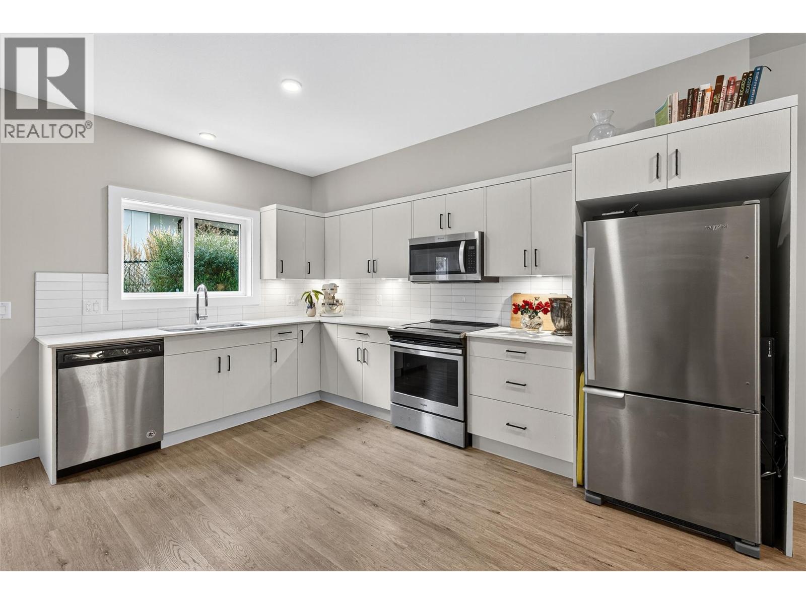 209 Summer Wood Drive, Kelowna, British Columbia  V1V 0C9 - Photo 20 - 10385225