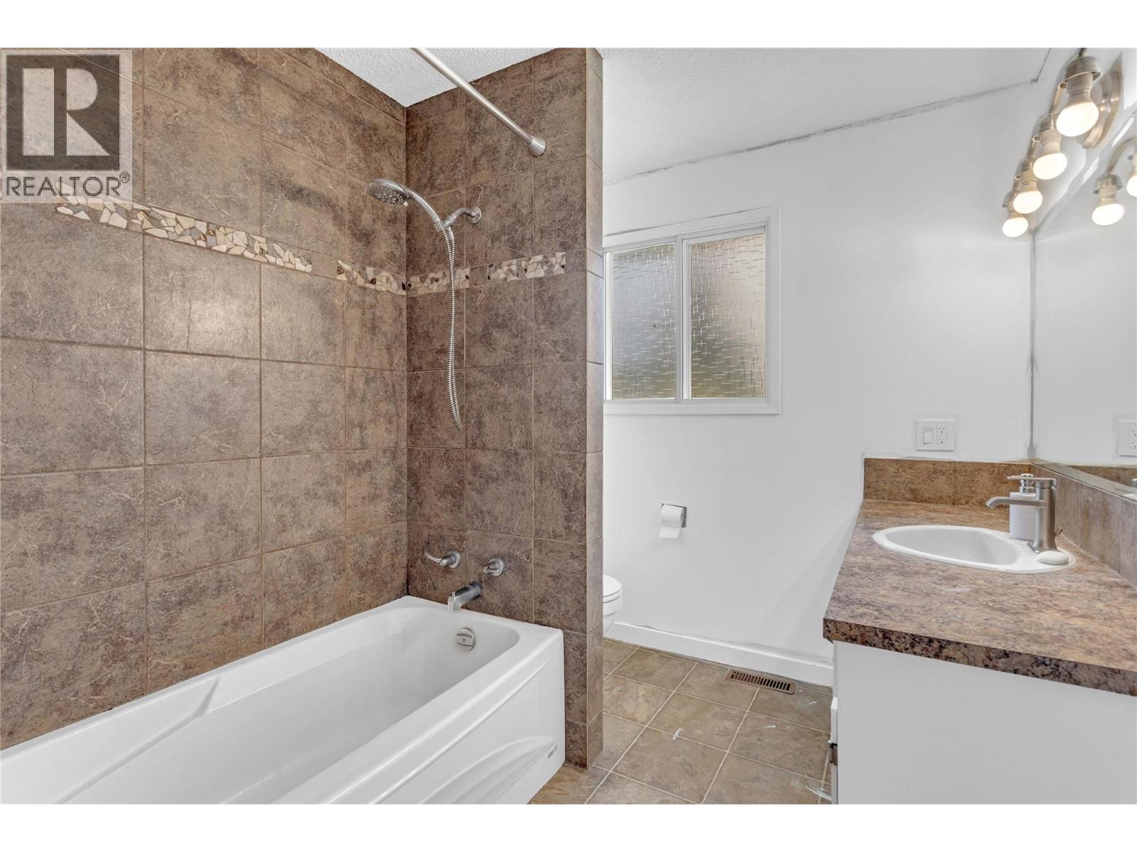 3312 Old Okanagan Highway, West Kelowna, British Columbia  V4T 1N2 - Photo 14 - 10384405