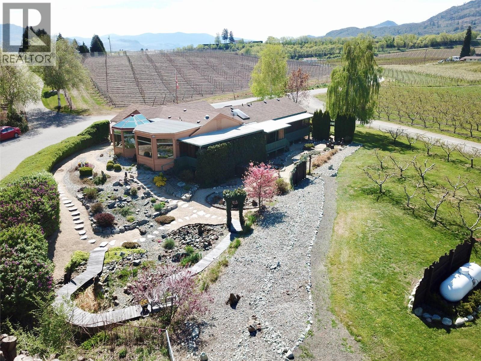 15230 + 15236 89th Street, Osoyoos, British Columbia  V0H 1V2 - Photo 4 - 10385279