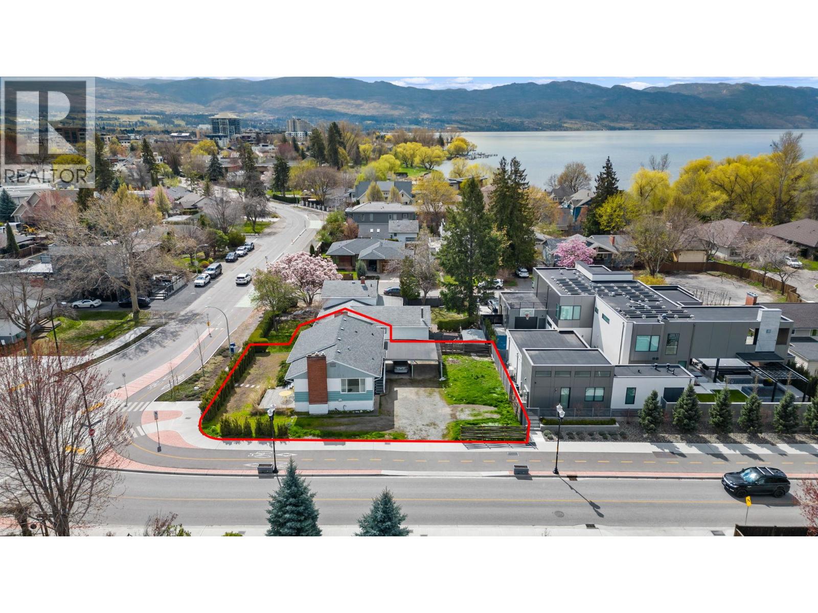 2362 Abbott Street, Kelowna, British Columbia  V1Y 1E6 - Photo 18 - 10385337