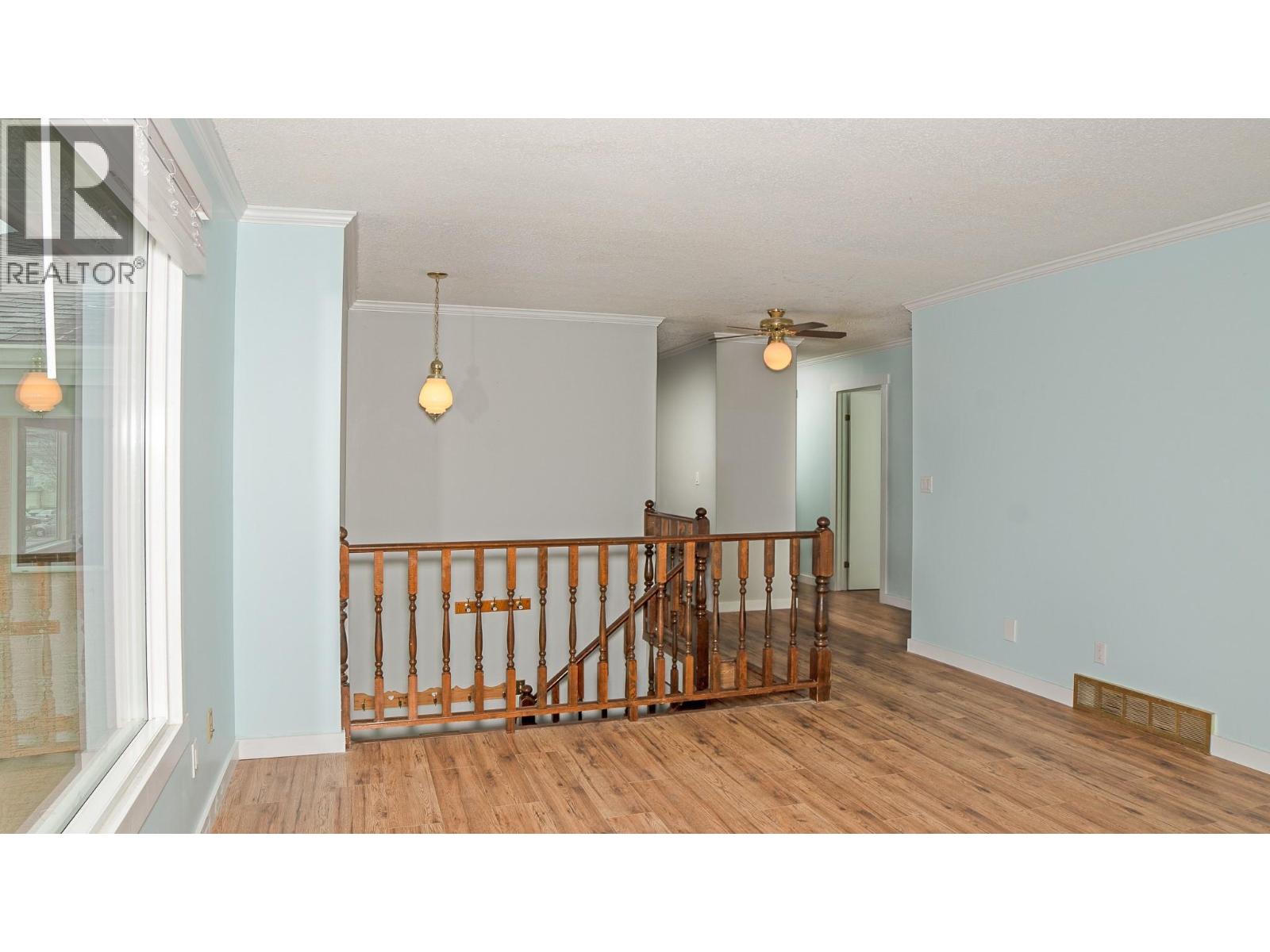 1828 Hurl Street, Creston, British Columbia  V0B 1G5 - Photo 8 - 10384713