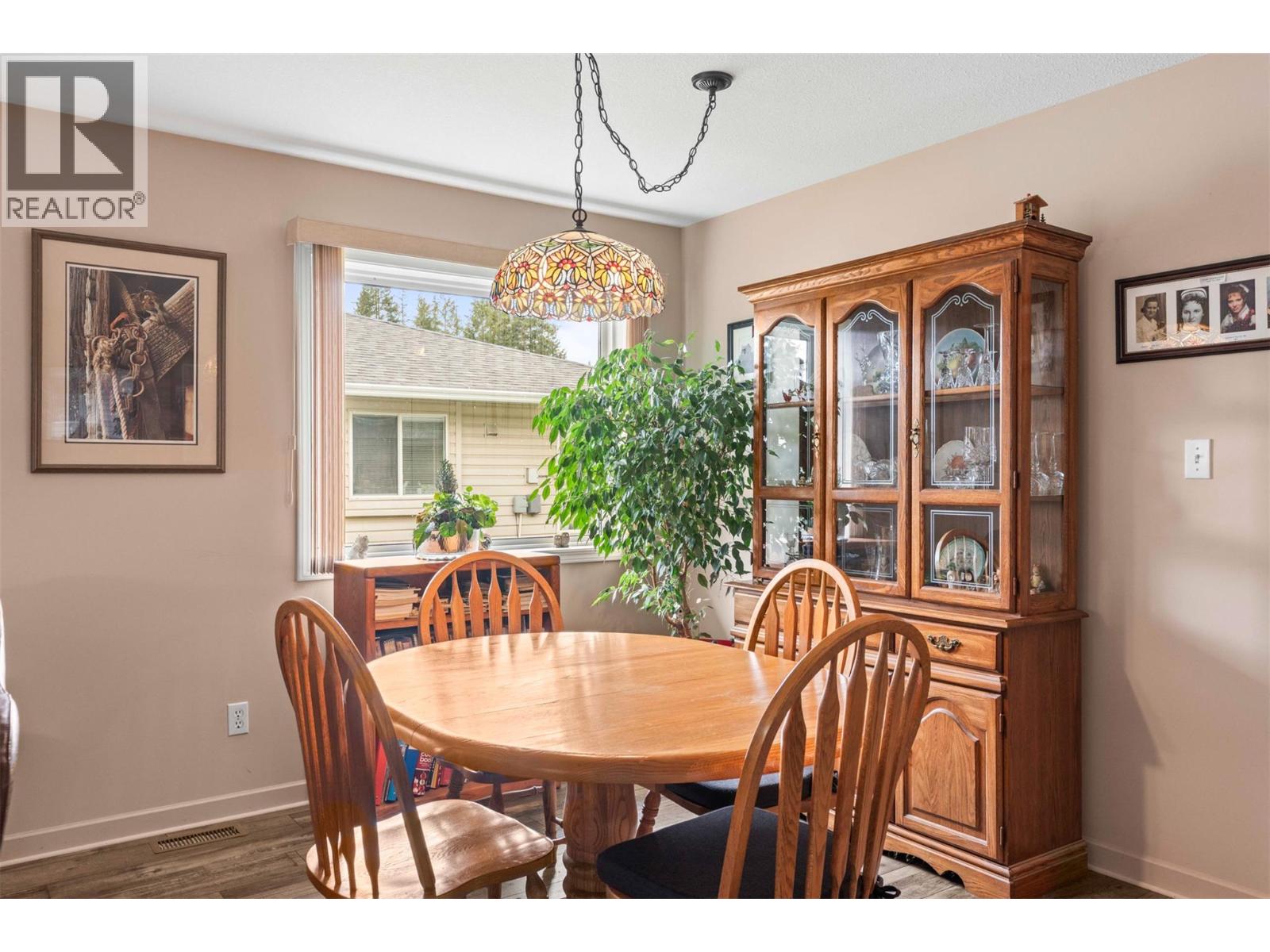 2675 Pine Avenue Unit# 8, Lumby, British Columbia  V0E 2G5 - Photo 11 - 10384108