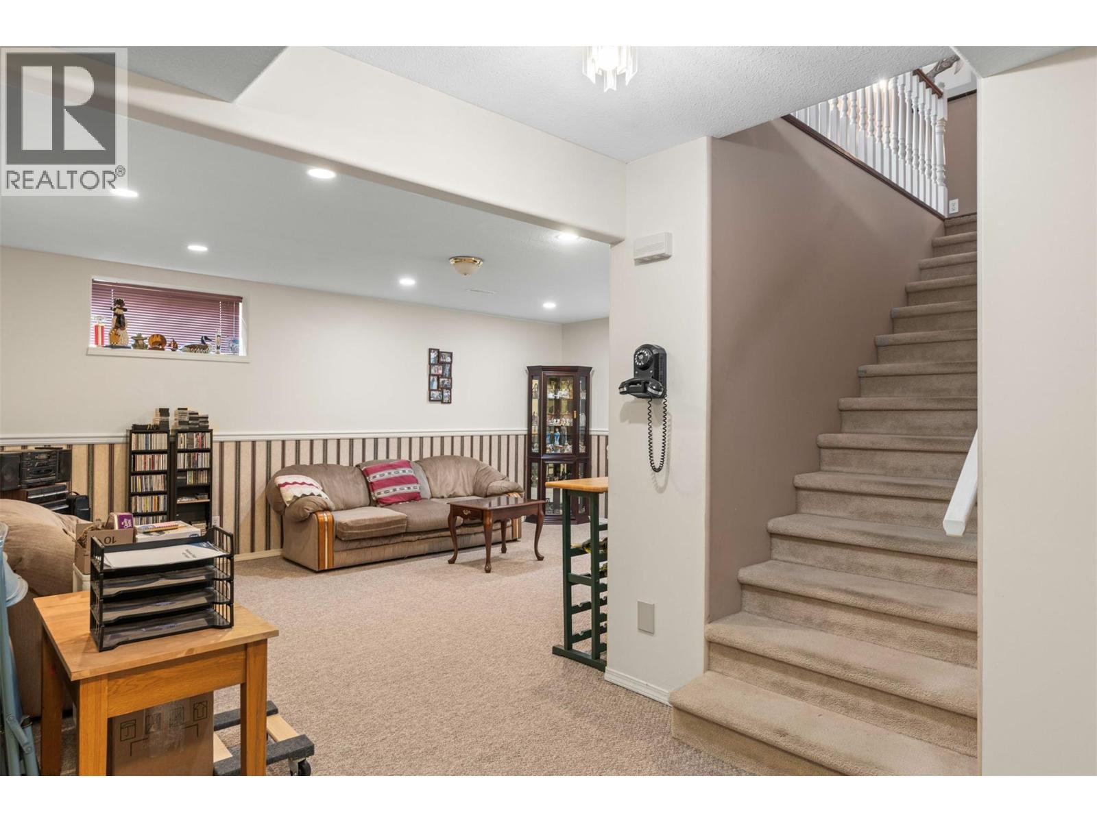 2675 Pine Avenue Unit# 8, Lumby, British Columbia  V0E 2G5 - Photo 29 - 10384108