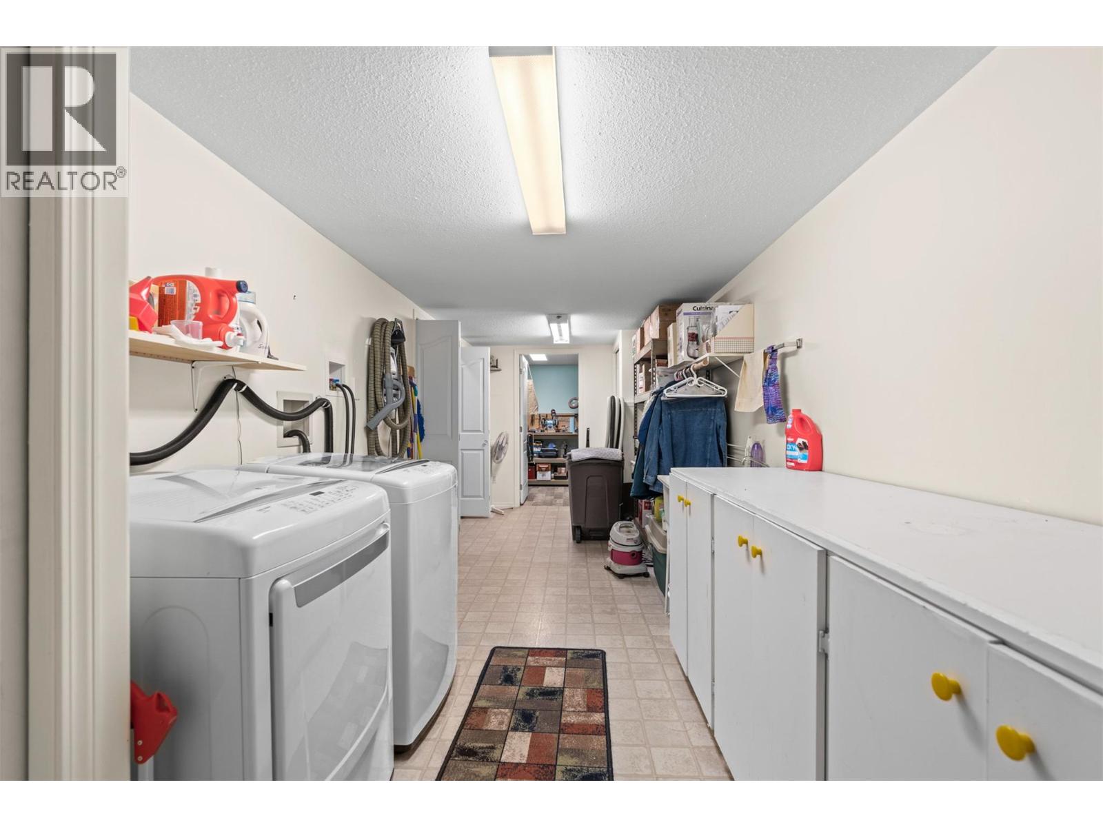 2675 Pine Avenue Unit# 8, Lumby, British Columbia  V0E 2G5 - Photo 36 - 10384108