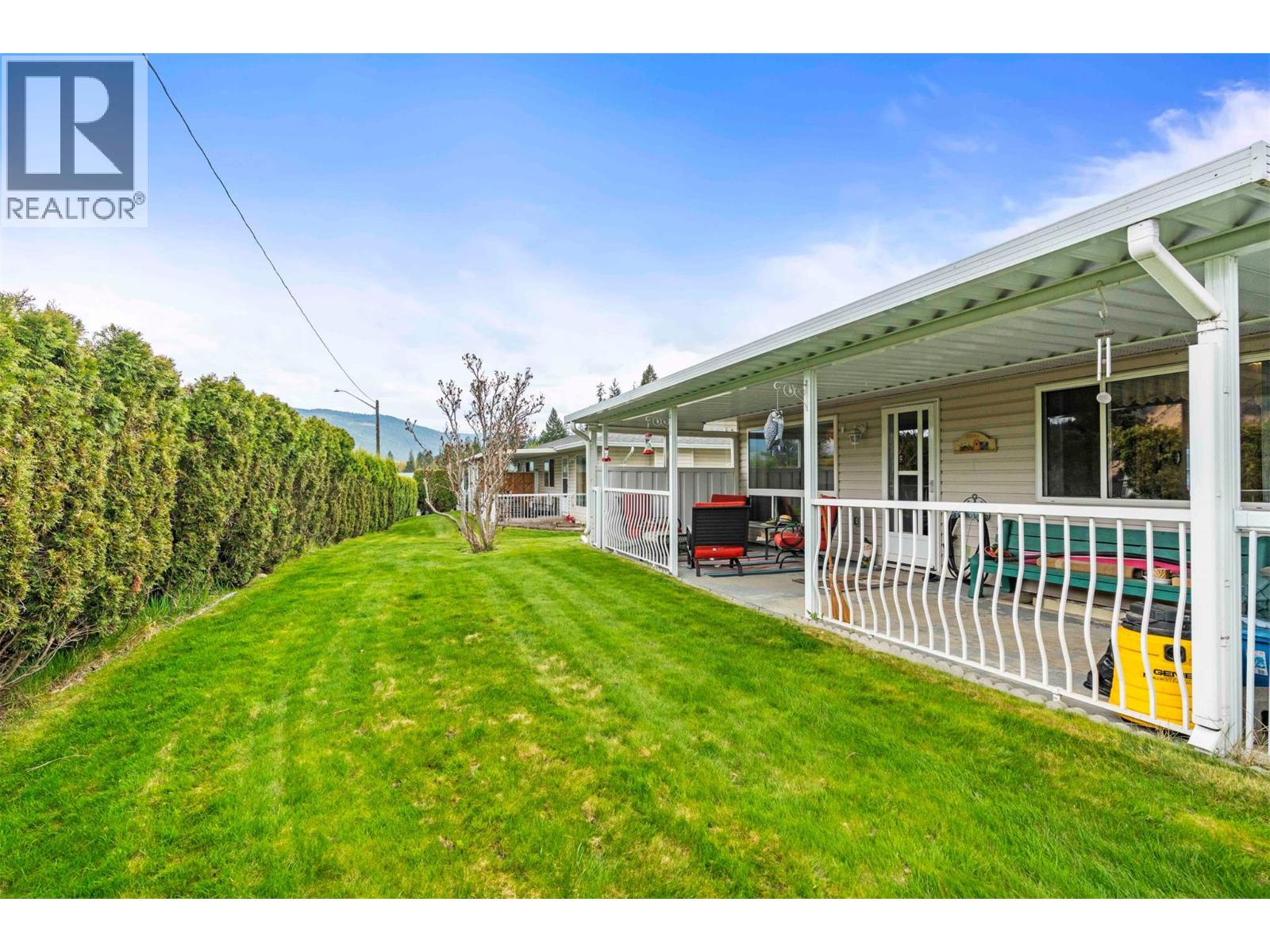 2675 Pine Avenue Unit# 8, Lumby, British Columbia  V0E 2G5 - Photo 44 - 10384108