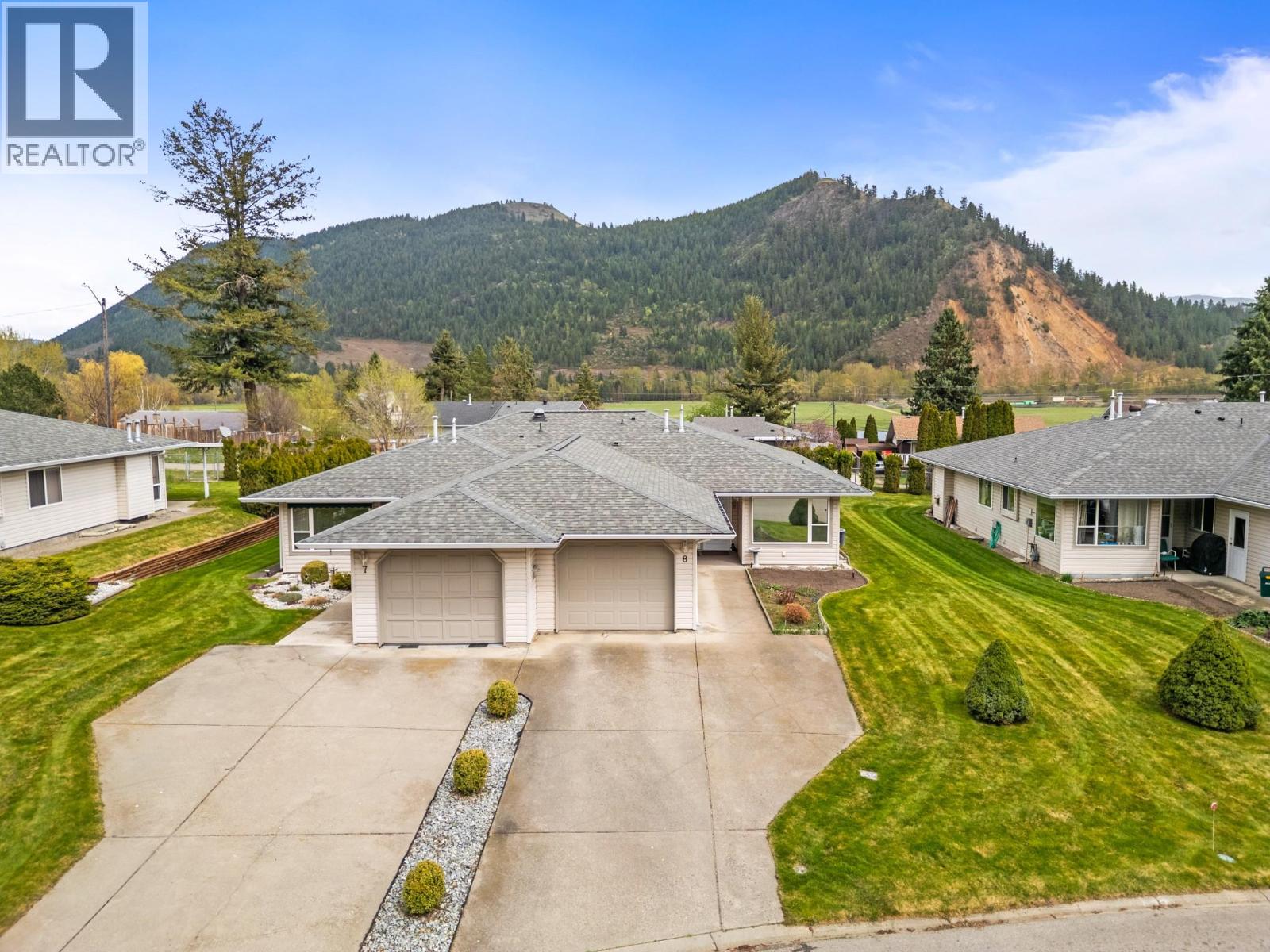 2675 Pine Avenue Unit# 8, Lumby, British Columbia  V0E 2G5 - Photo 48 - 10384108