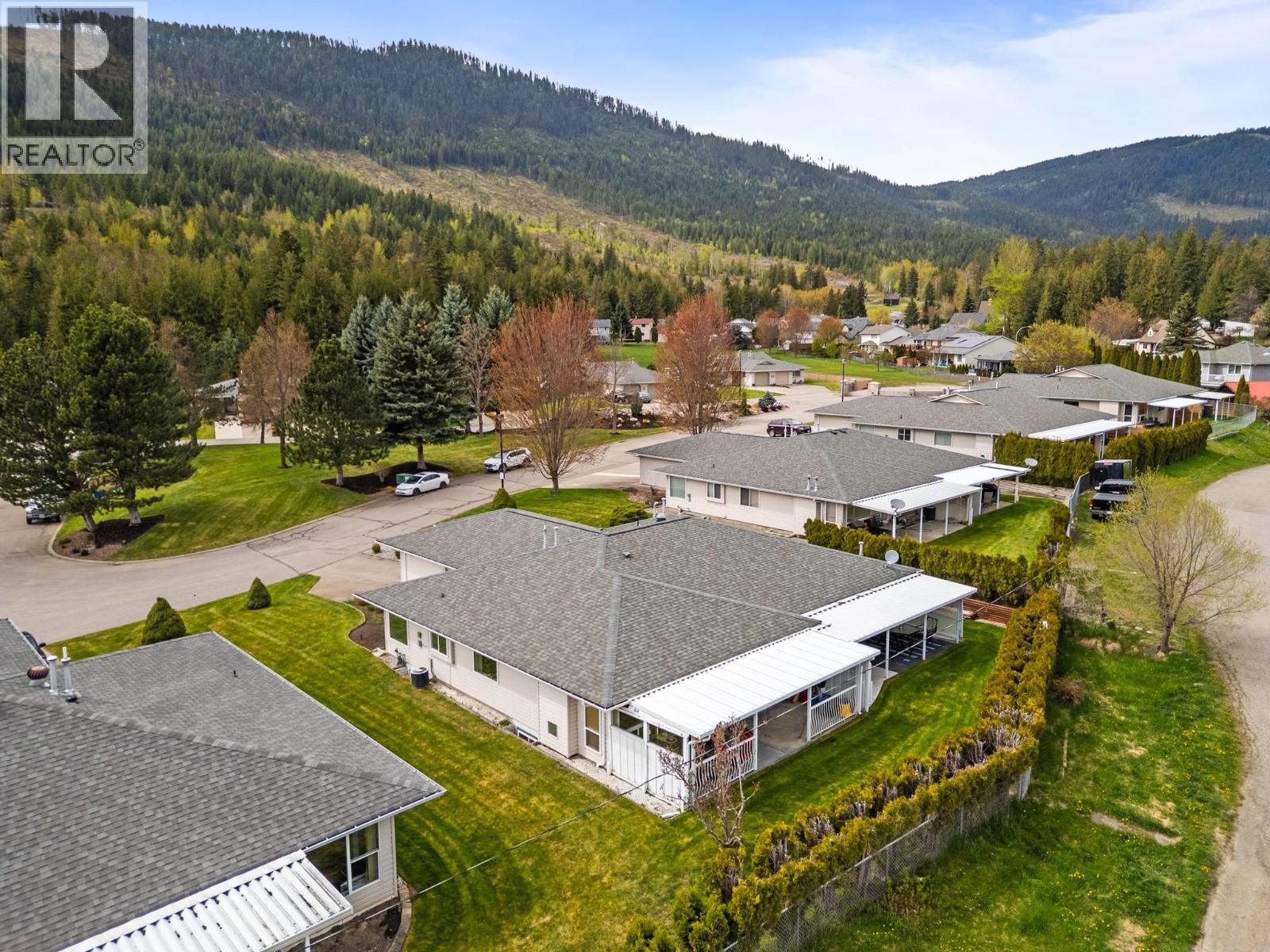 2675 Pine Avenue Unit# 8, Lumby, British Columbia  V0E 2G5 - Photo 51 - 10384108