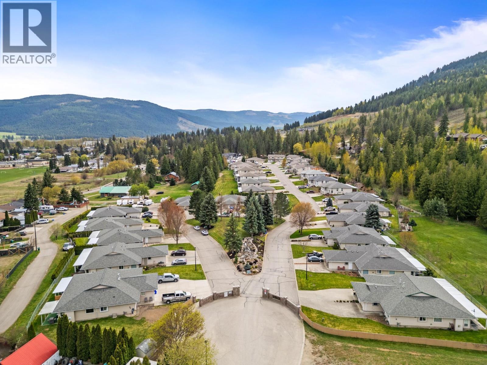 2675 Pine Avenue Unit# 8, Lumby, British Columbia  V0E 2G5 - Photo 52 - 10384108