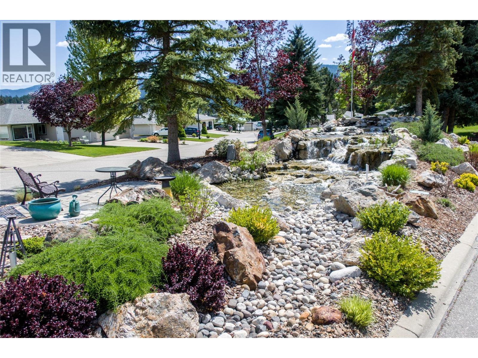 2675 Pine Avenue Unit# 8, Lumby, British Columbia  V0E 2G5 - Photo 56 - 10384108