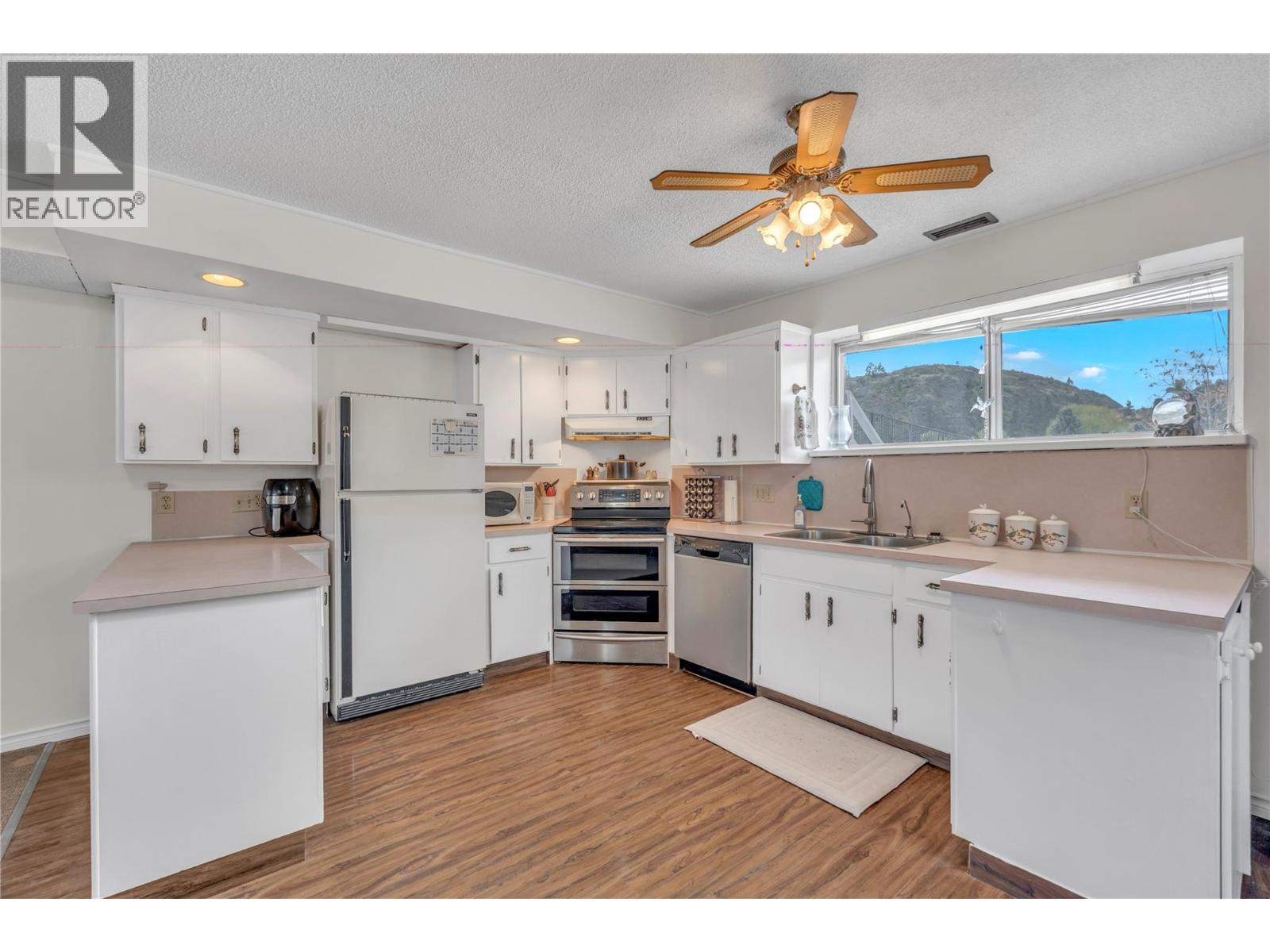 232 Lakehill Road, Kaleden, British Columbia  V0H 1K0 - Photo 21 - 10385298
